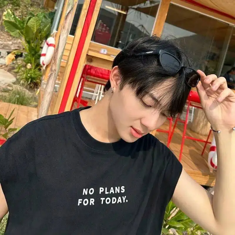 T-pop الدراما التايلاندية الجديدة كتي فطيرة CutiePieSeries NuNew ZeeNunew ZeeNew زي طالب فضفاض غير رسمي قصير الأكمام تي شيرت هدية