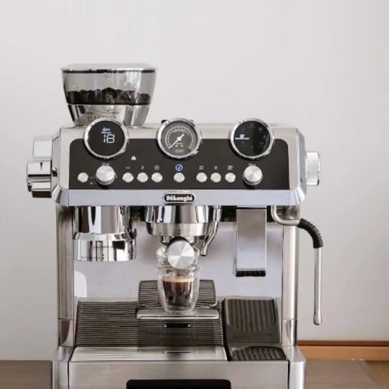 

Coffee machine, Italian semi-automatic cold brew milk foam grinding