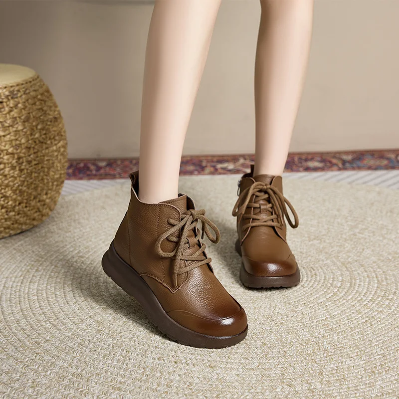 

2025 New Retro Women's Autumn Flat Sole Single Boots Retro British Style Short Boots Casual Plush Winter Women