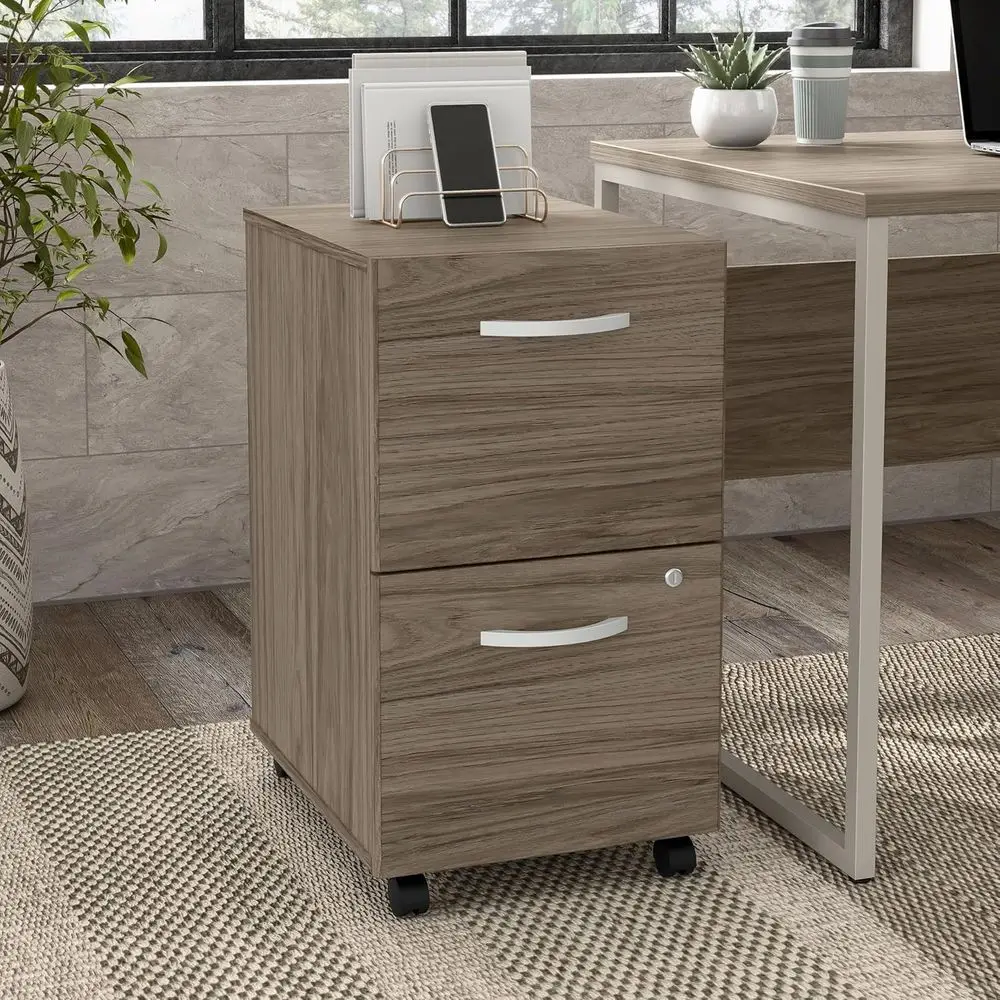 خزانة ملفات متنقلة حديثة بدرجين من Hickory Hybrid من Bush Business Furniture - مجمعة