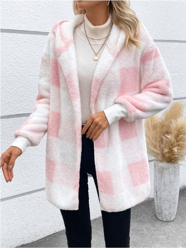 Trend Women Long Sleeve Pockets Long-Cut Coats Plaid Warm Lapel Plush Elegant Faux Fur Outwear Loose Winter Women Fashion Coat