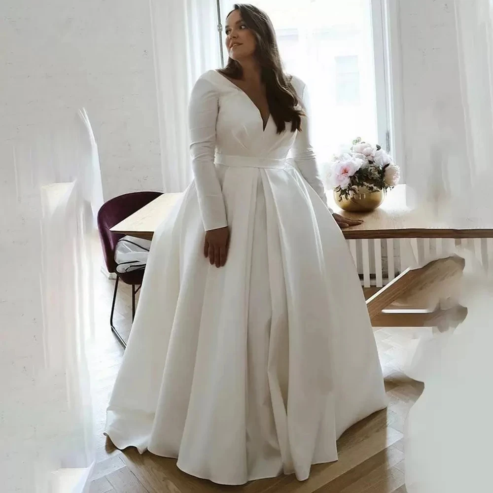 

Elegant Plus Size Satin Wedding Dresses Long Sleeve V Neck Beach Bride Dress Oversize Bridal Gown Boho Fluffy Vestidos de novia