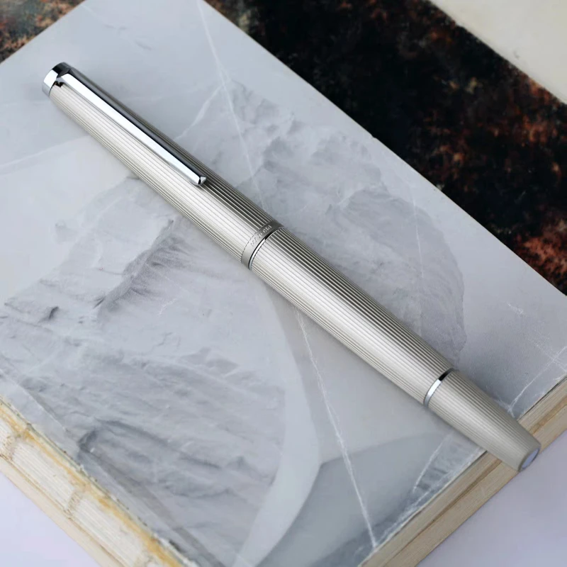 boligrafo-retro-b32-majohn-de-metal-con-punta-de-mariposa-diseno-de-rayas-grabadas-para-practica-de-escritura-con-punta-de-iridio-dorado-suave-y-elastica