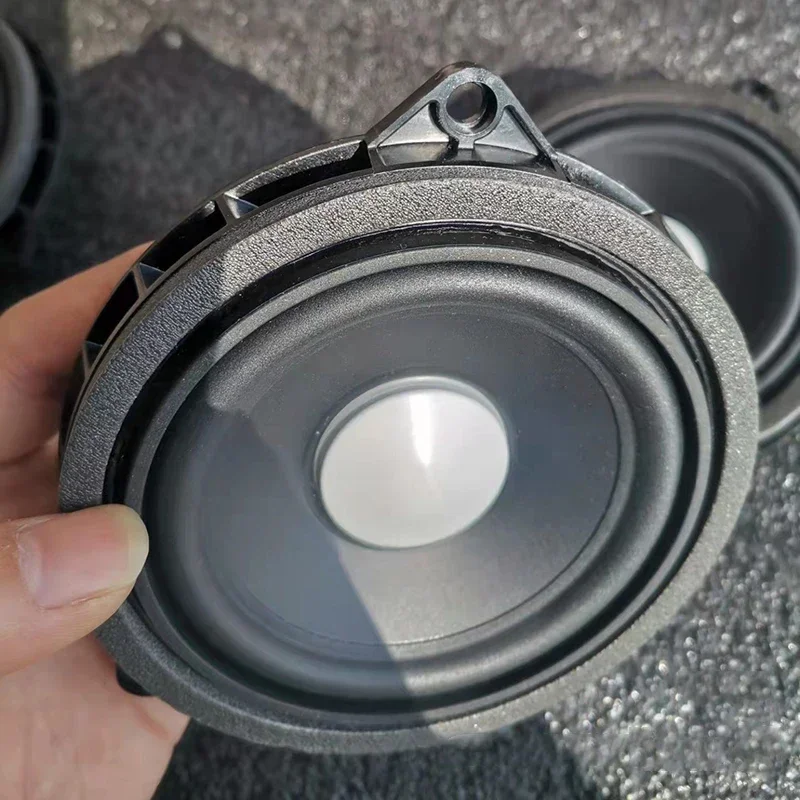 4.5inch Car Door Midrange Speaker For BMW F10 F11 F20 F30 F32 F34 F48 G20 G30 E90 1 3 5 7 X1 X2 Series Professional Speaker Horn view 5