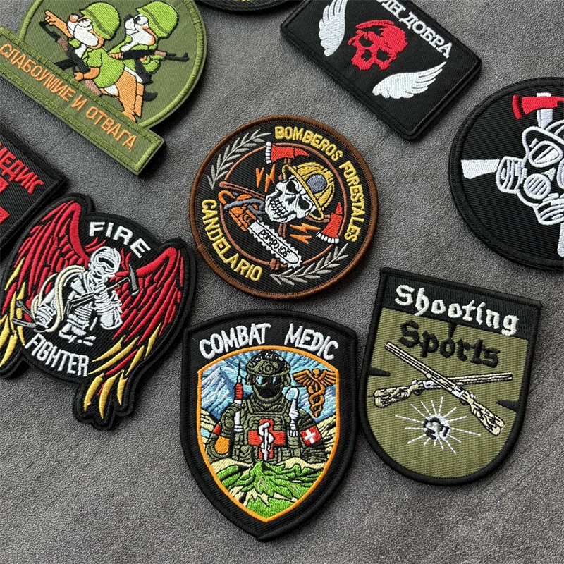 Parche militar bordado chevron con velcro para insignias tácticas - imagen 4
