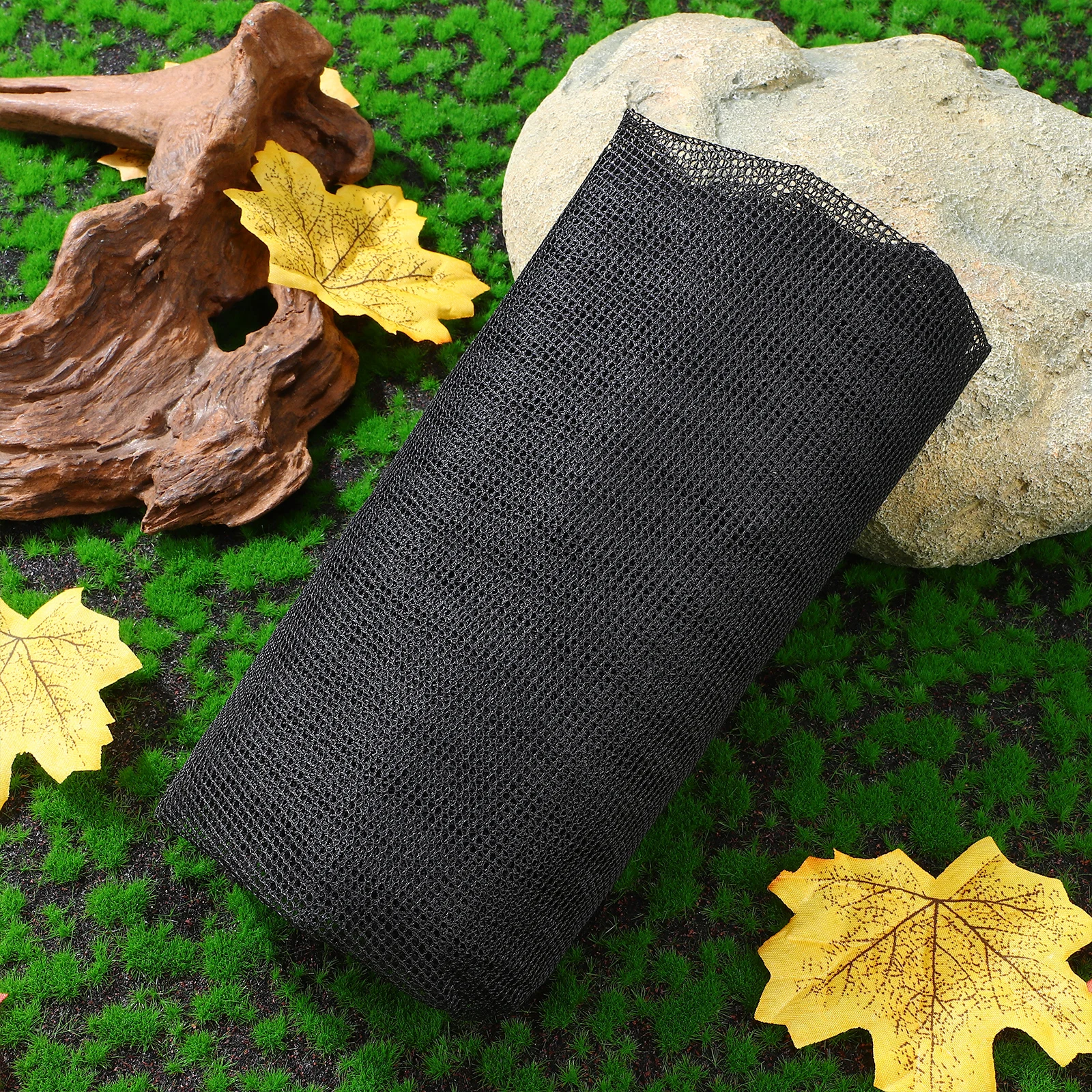 

4 pcs Mesh Cover for Rain Barrels Water Buckets Outdoor Black Adjustable Net Filter Protection Covers Garden Yard Rainwater