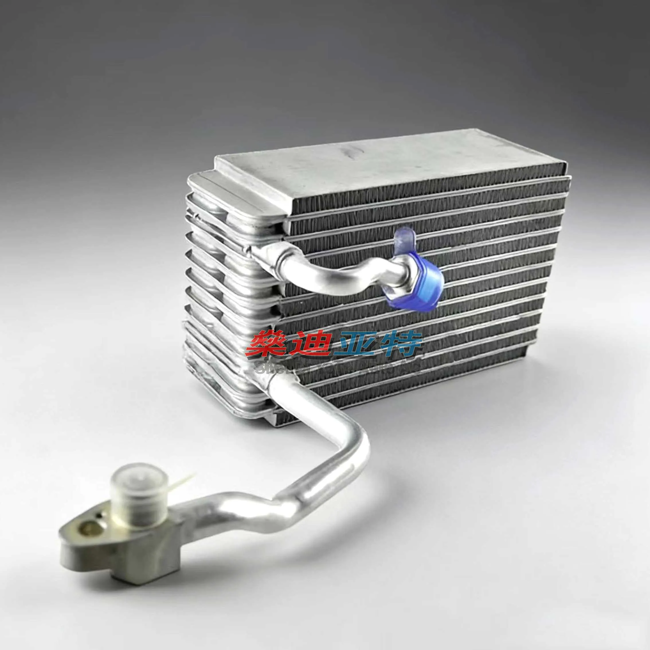 

27405-01J00 Car Air Conditioning A/C Evaporator Core For Nissan Patrol Jeep Y-61 Y61