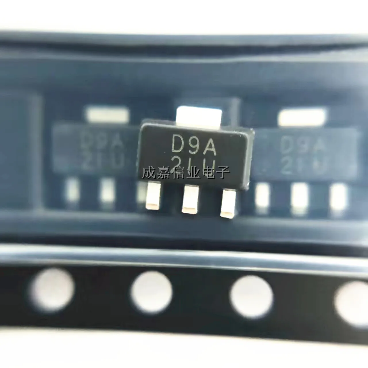 10pcs/Lot AP7381-33Y-13 SOT-89-3 MARKING;D9A LDO Voltage Regulators 150mA ULDO REGULATOR Operating Temperature:- 40 C-+ 125 C