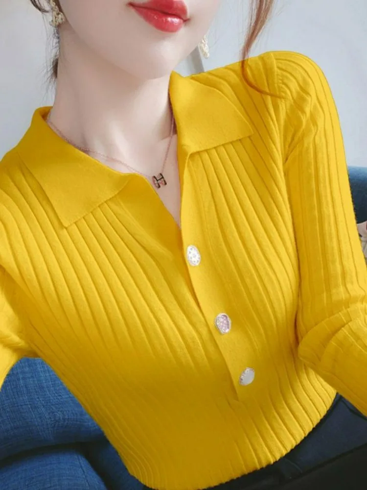 女性の長袖ニットポロネックスリムフィットセーター多用途スタイリッシュなベースレイヤートップ耳カバーファッショナブルな春の新作