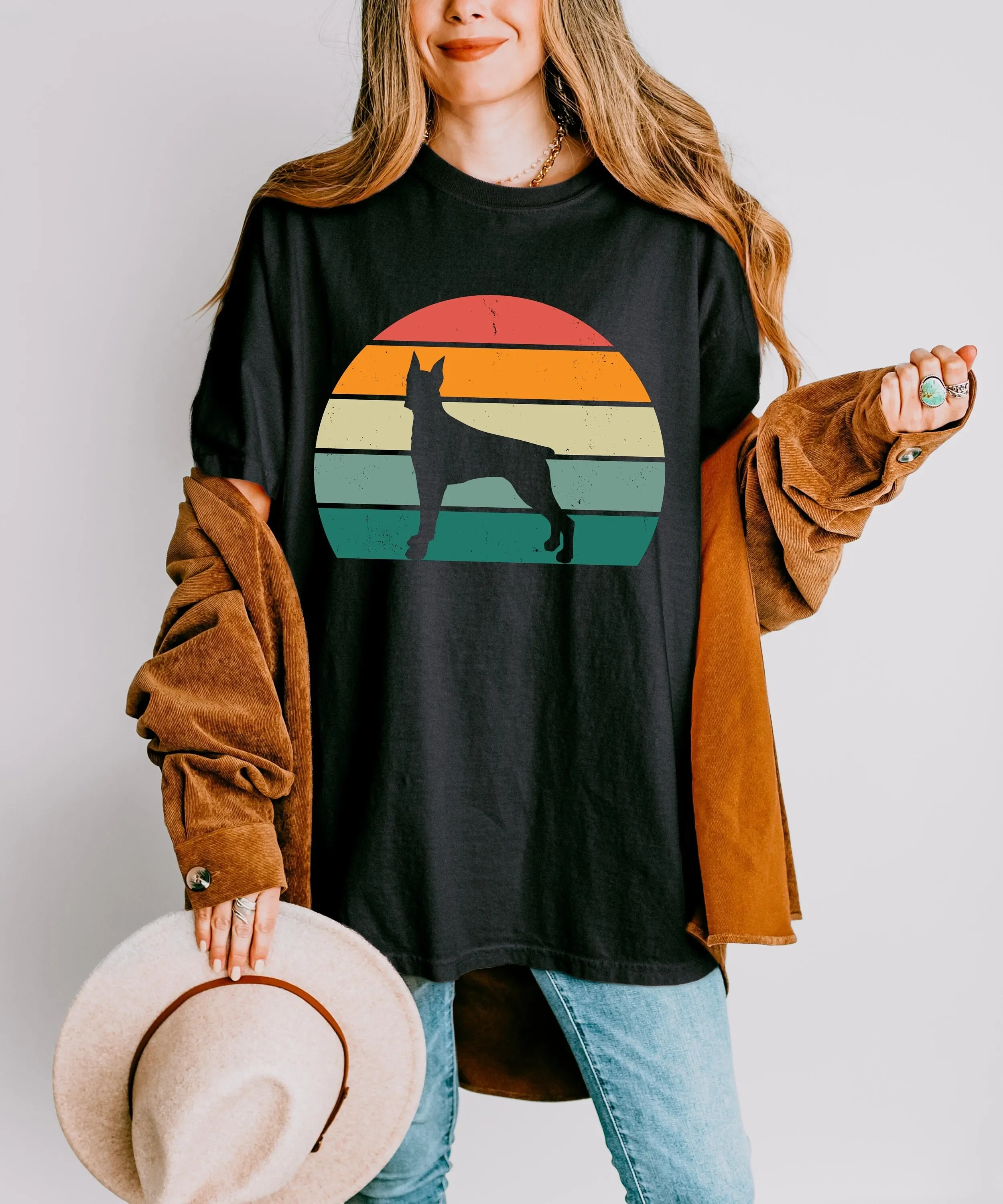 Dobermann Retro Vintage Sonnenuntergang Sonnenaufgang Schweres Comfort Colors T-Shirt