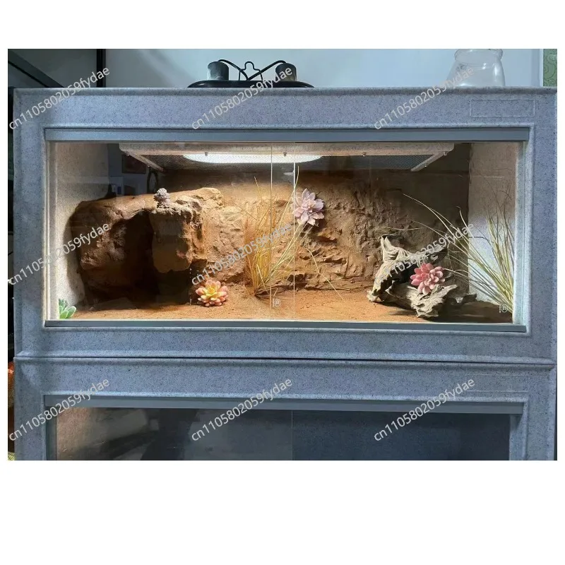 Plastic Reptile Feeding Box Incubator Crawling Pet Bucket