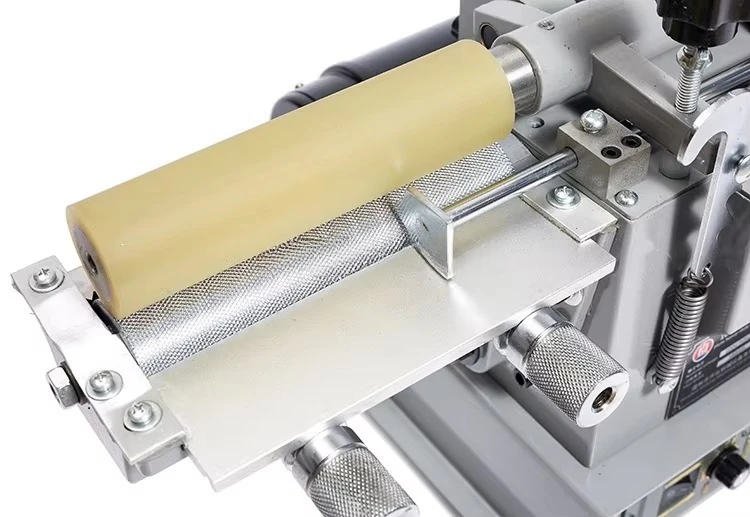 Yellow Glue Soft Roller Shoe Leather Gluing Machine Soft Wheel Cementing Machine
