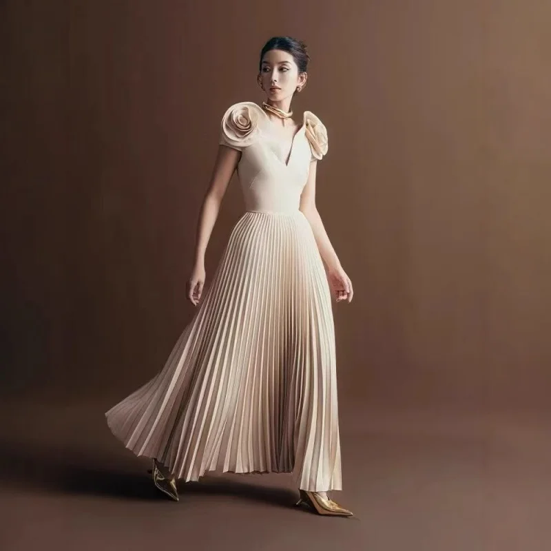 

Apricot Dress 2025 Spring Banquet Three-Dimensional Large Flower Sleeveless Socialite Elegant Pleated Dress Long Dress