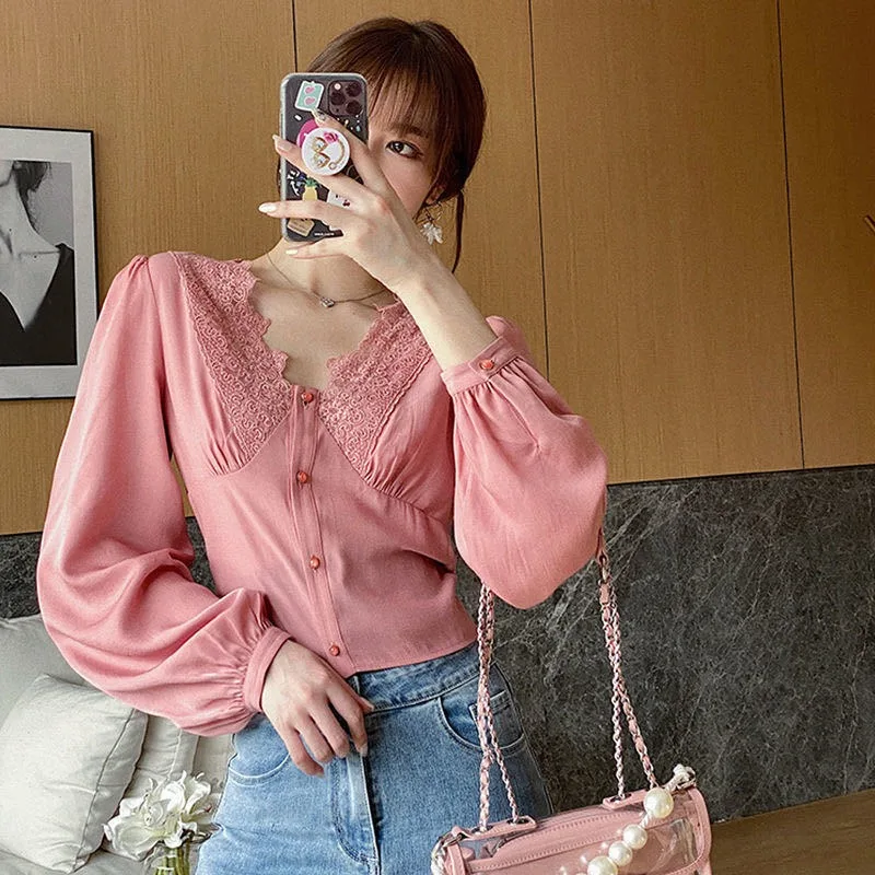 Women Tops Elegant Long Sleeve Blouse Spring V-neck Stitching Hollow Out Lace Chiffon Shirt Casual Loose Clothes Blusas tops