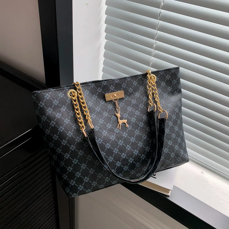 bolsa-de-ombro-retro-com-textura-de-viajante-2025-nova-sacola-versatil-nas-axilas-para-mulheres