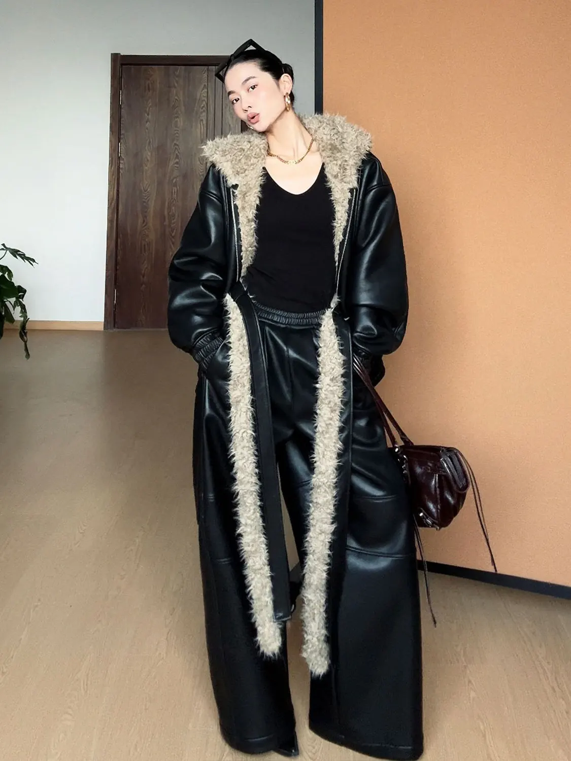 

Комплект CIZZLEMORE: роскошные брюки из искусственной кожи с широкими штанинами и современный повседневный жакет для женщин, зимний комплект верхней одежды