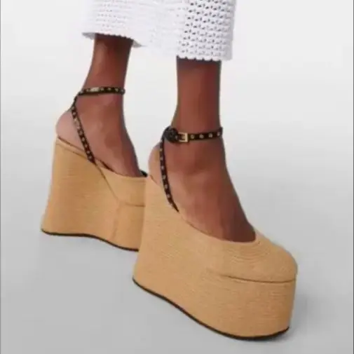 Shallow Ankle Strap Super High Heel Wedges Sandals Grass Woven Platform Women Summer Sandals 2026 New Linen Round Toe Sandals view 4