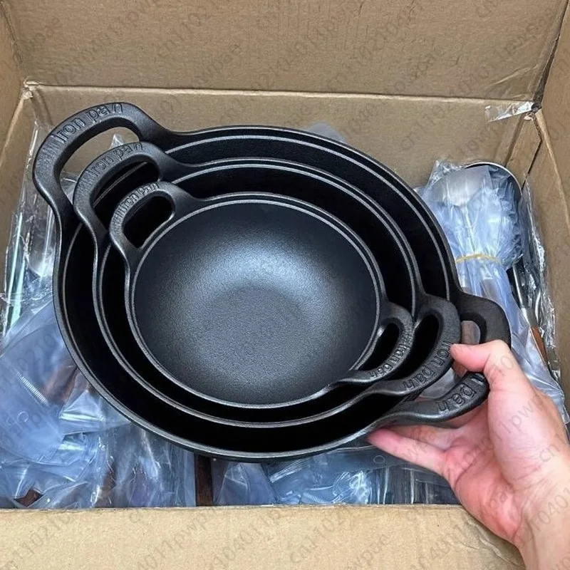 وعاء صغير من الحديد الزهر غير المطلي للاستخدام المنزلي وعاء الحساء مع غطاء مقلاة من الحديد الزهر مقلاة حديد خام مقلاة مقلاة