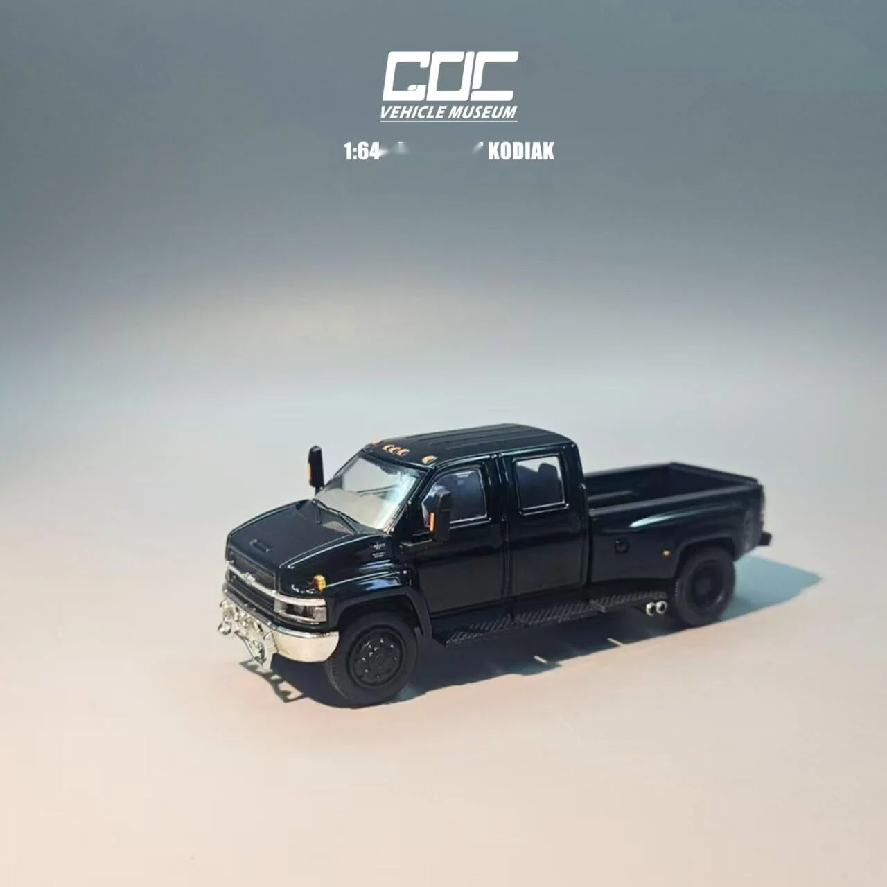 GOC 1:64 GMC Topkick Kodiak Pickup Black Limited Edition Car Model