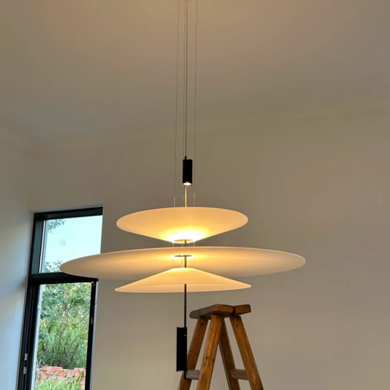 Italian Flamingo Chandelier Restaurant Designer Creative Bar Counter UFO Chandelier Artistic Decorative Lighting Fixtures