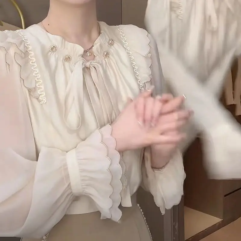 Langarm-Shirts für Damen, Satin, Button-Down-Oberteile, schmale Passform, Laternenärmel, feminin, Retro-College-Stil, Jugend, Frühlings-Looks