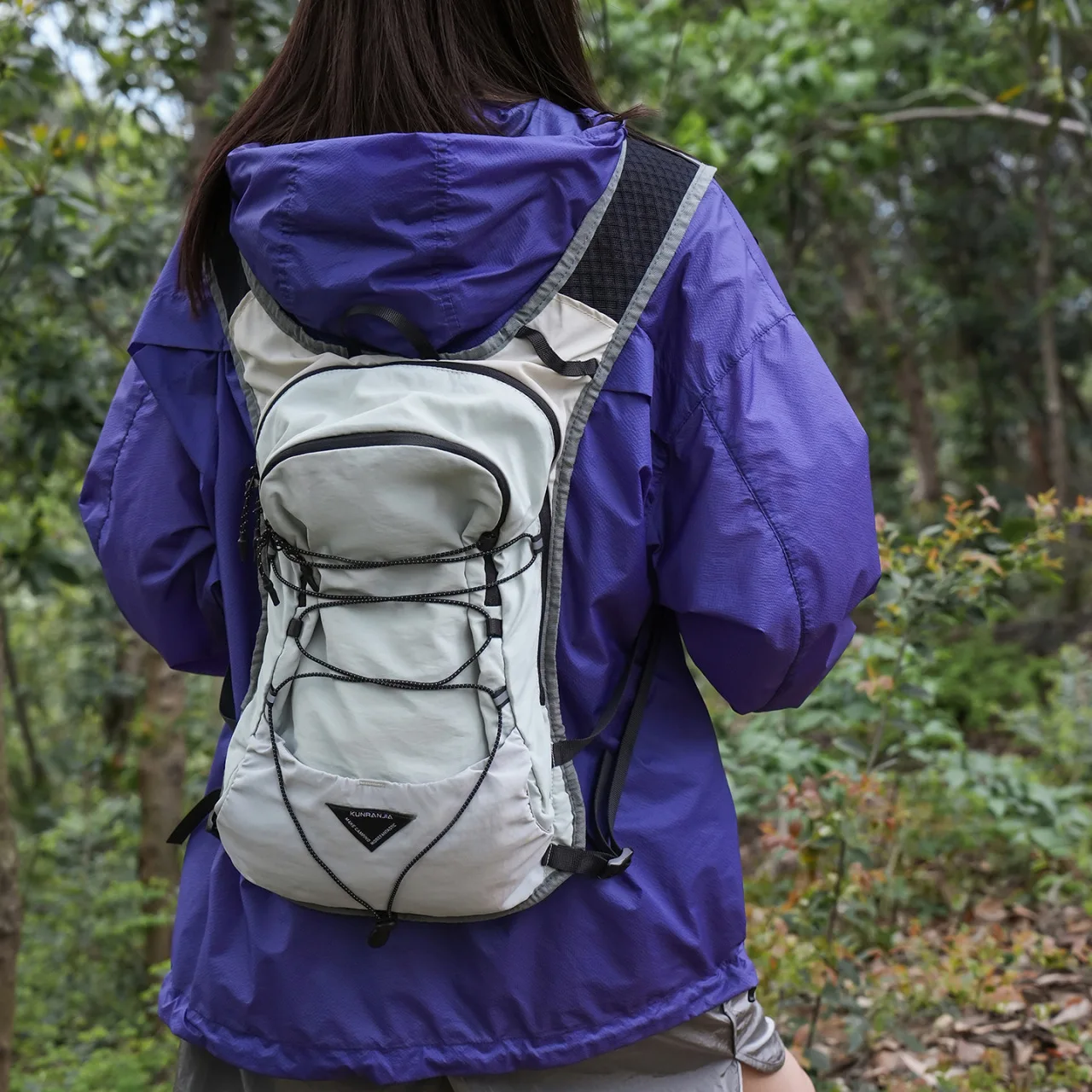 large-capacity-outdoor-sports-backpack-casual-hiking-mountain-climbing-bag-unisex-shoulder-bag-traveling-bag-leisure-bag
