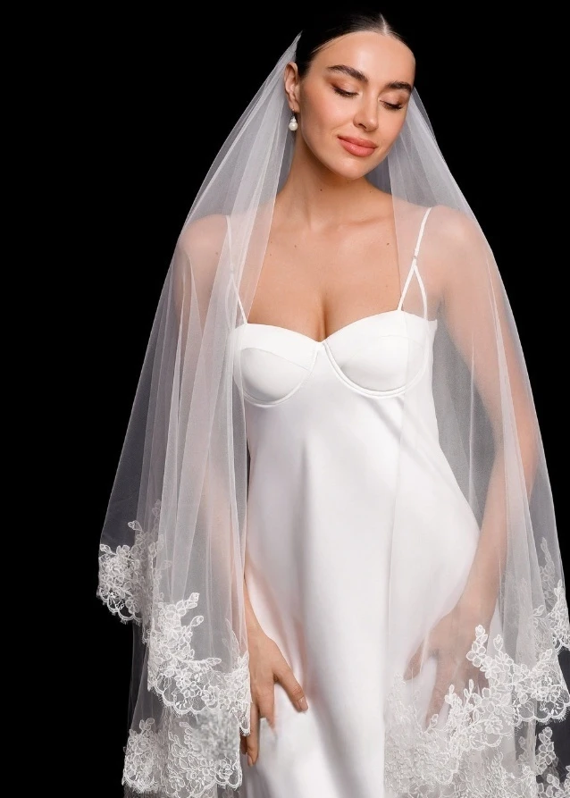 

High Quality Lace Wedding Veils Two Layers with Comb Bride Accessory Women Bridal Veils