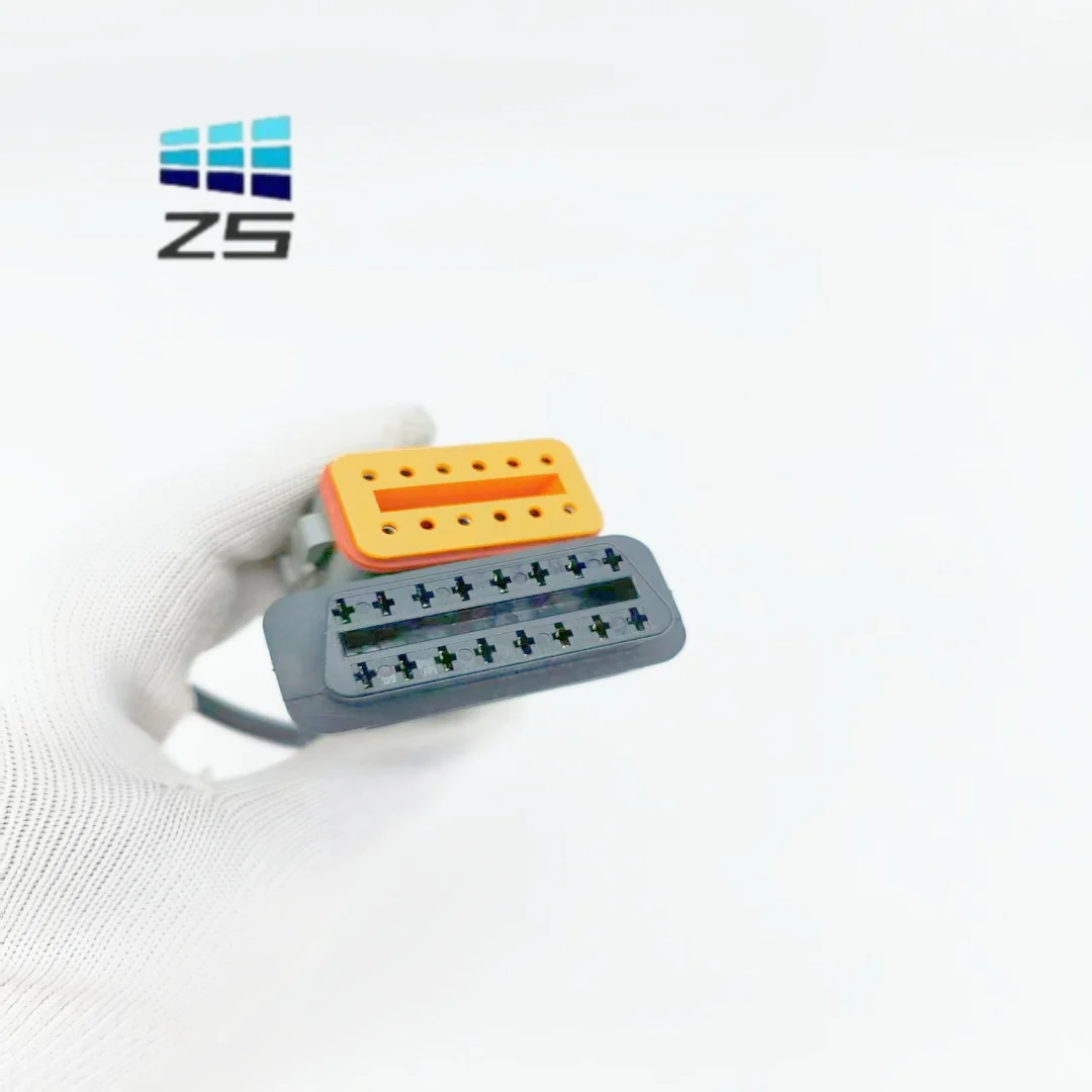 

Высококачественные диагностические кабели PC-8 для моделей Komatsu.