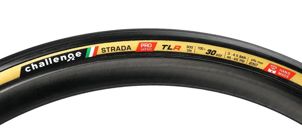 challenge strada 25c クリンチャー CHALLENGE STRADA Pro 700C ロードバイクタイヤ チューブレス