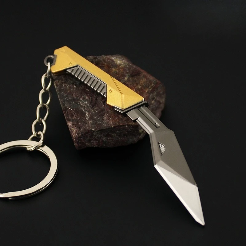 9 centimetri Valorant Tank Battle Nepal armi Modelli Gioco periferici Mini Portachiavi Zaino Pendenti e Ciondoli Ornamento Ragazzo Da Collezione Regali Giocattolo