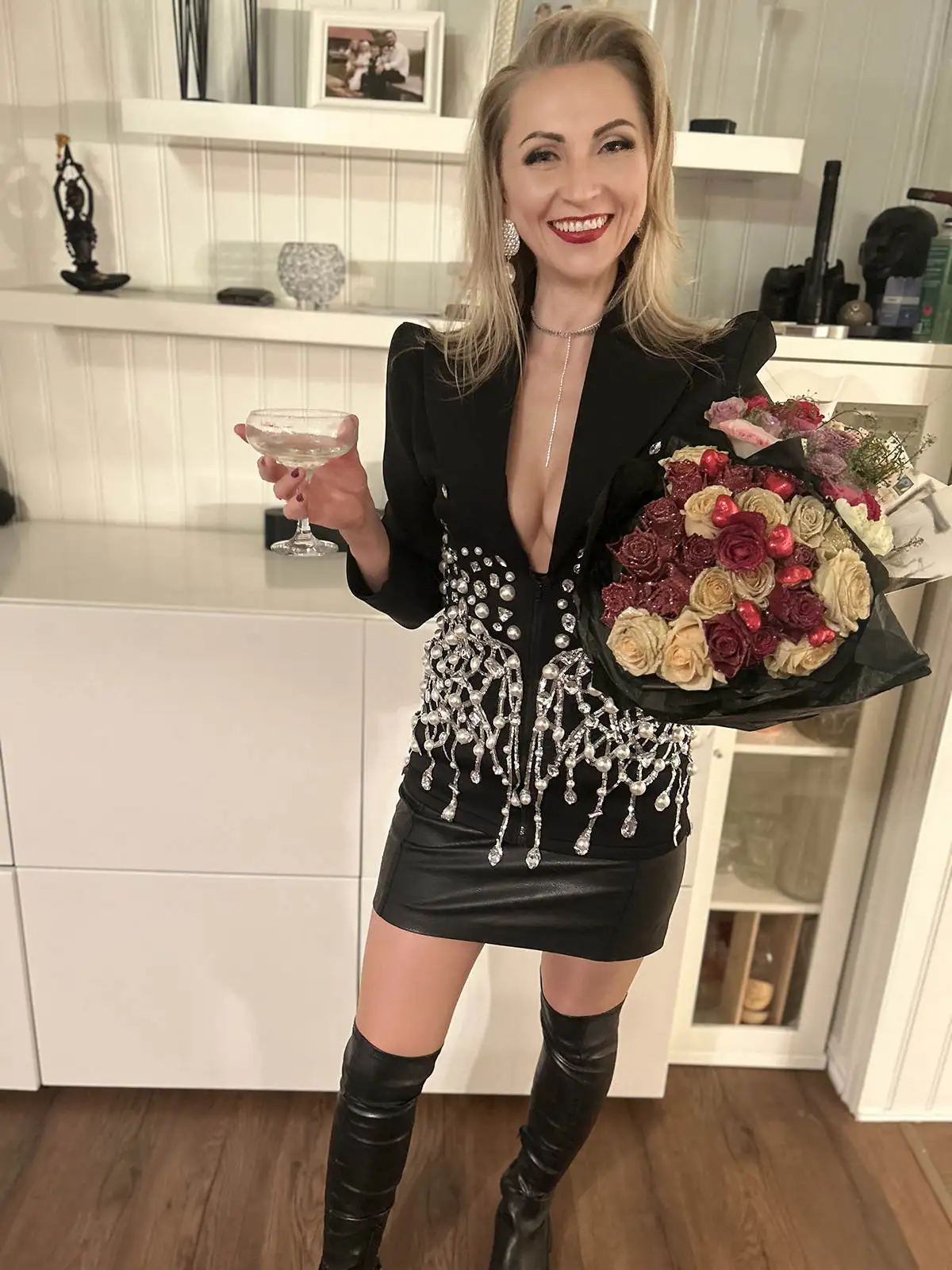 Women Blazer Diamonds Sequins Black Fashion Jacket Coat Vintage Custom Made Sexy Mini Dress Birthday Party Wear