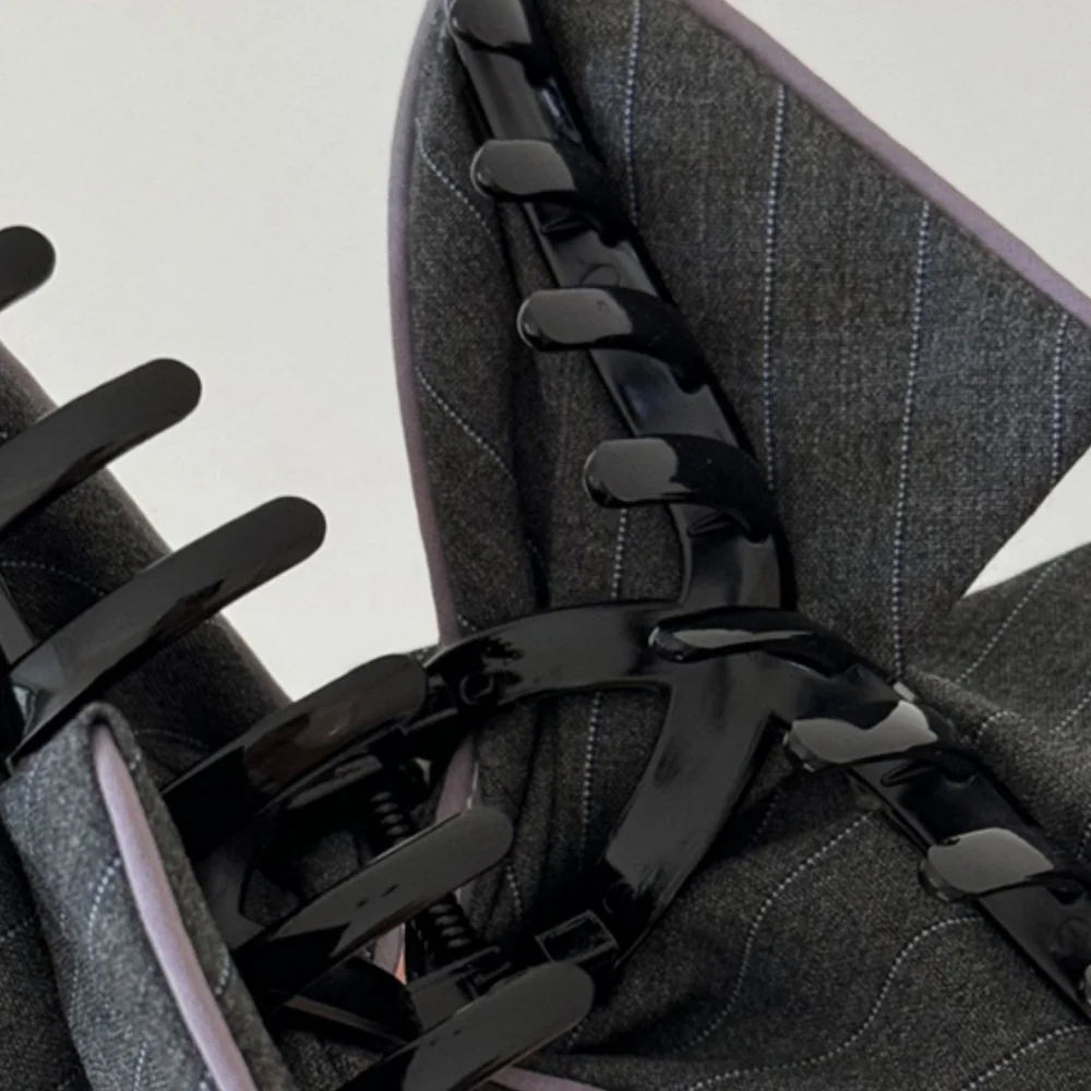 

Нескользящий толстый обруч для волос, саржевый треугольный коготь для волос, квадратные резинки для волос, серый полосатый декор, аксессуары для волос, винтажные головные уборы