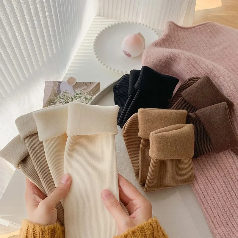 5足組 秋冬用ソックス ふわふわ 厚手 暖かい 寝間着 フロアソックス レディース 無地 スノーソックス