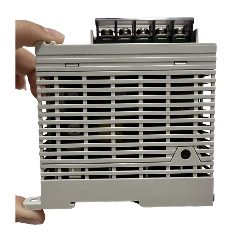 KEYENCE SL-U2 Lightweight and Sturdy Safety Grating Power Unit Used in the Field of Packaging Machinery