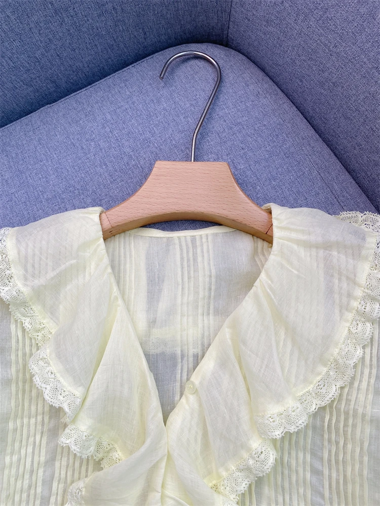 

Sweet Sle Lace Trimmed V-Ne ort Sve Linen irt Women's Top Luxury Countryside Faion Zoyoyued Summer Women's Blouse