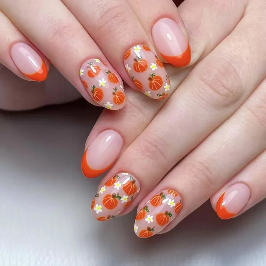 

24Pcs Short Round Head Press on False Nails with Orange French Pumpkin Flower Design Full Cover Nails Tips Detachable Fake Nails