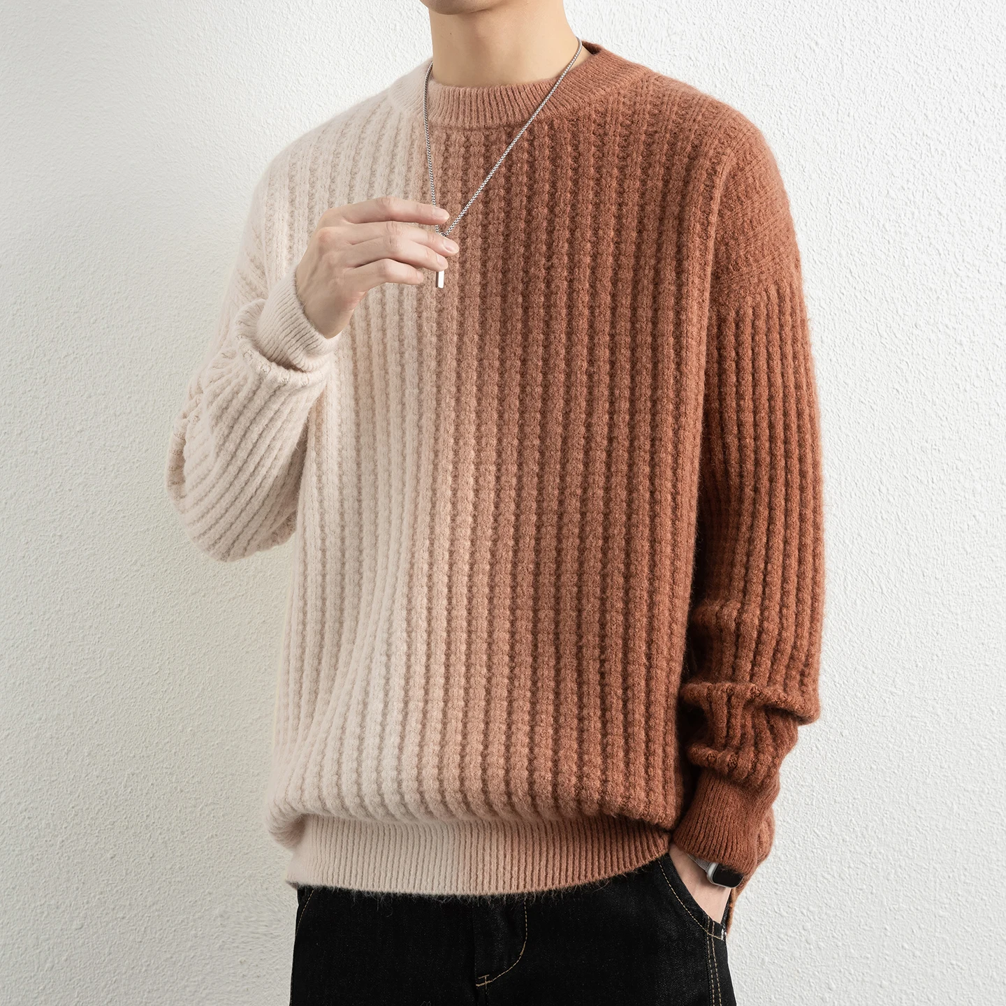 

Мужской утепленный вязаный свитер с градиентным цветом, свободный крой, в американском стиле, ретро, с круглым вырезом, осенне-зимняя новинка