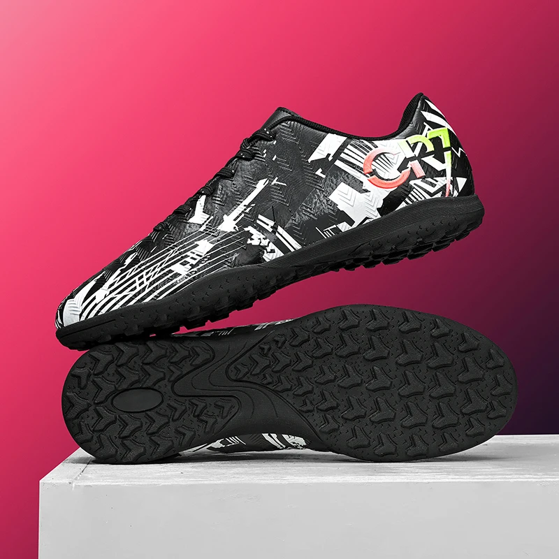 

Men Soccer Shoes Professional Breathable Football Boots Training Sneakers Futsal Ultralight Unisex Grass Cleats Match Sport
