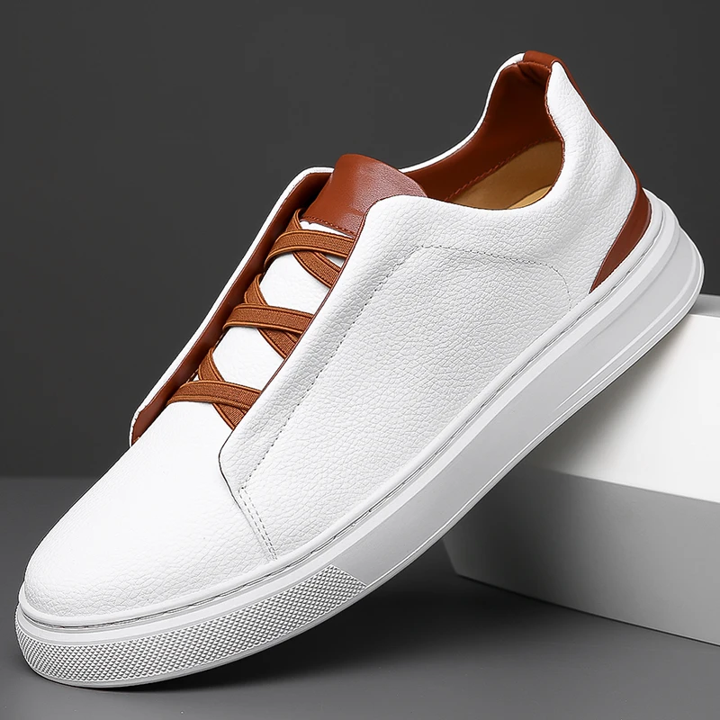 Fashion Leather Men Skateboarding Shoes Outdoor Casual Sneakers Sports Shoes Men Comfortable Flat Slip-on White Shoes for Couple