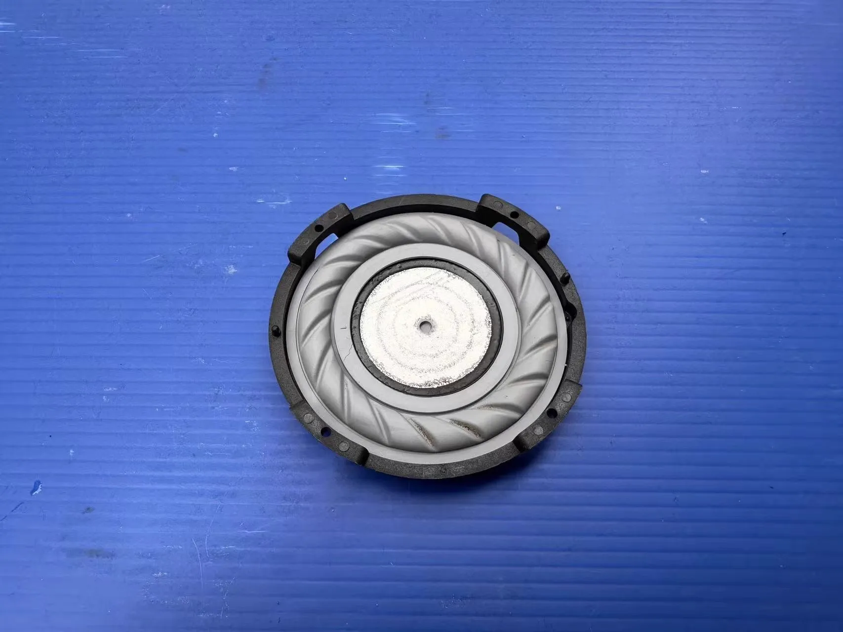 ل JBL عالية الأداء 2.75 بوصة 70 مللي متر سبائك الألومنيوم باس المبرد الحجاب الحاجز-نظام تعزيز باس 2 قطعة