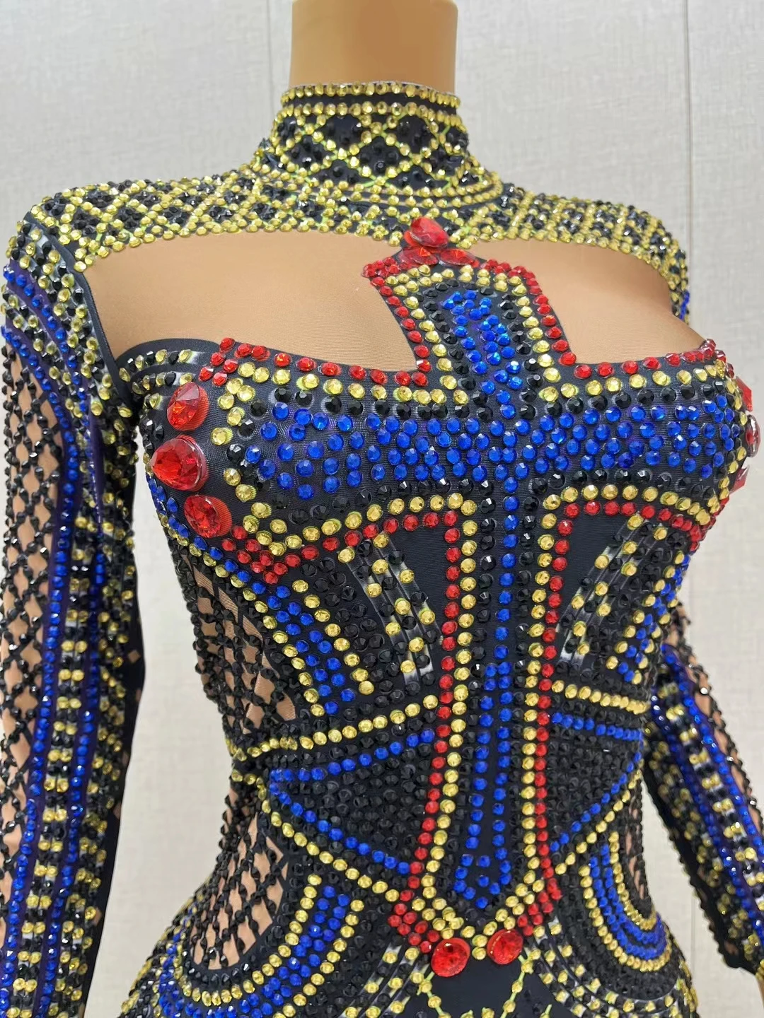 

Luxury Long Sleeves Birthday Party Rhinestone Jumpsuits Women Spandex Skinny Rompers Stage Performance Bodysuit Festival Outfit