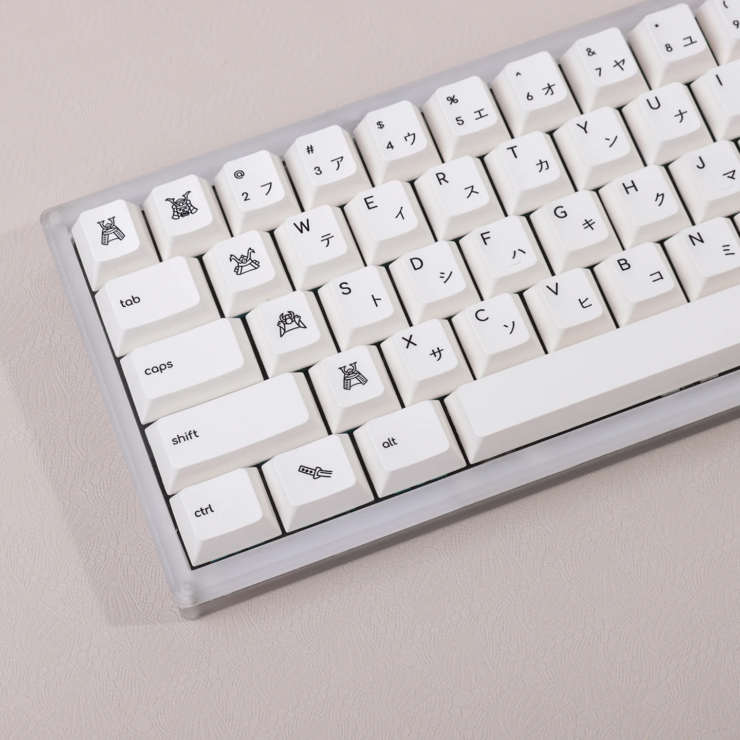 

Набор клавишных колпачков Honorary Samurai Cherry Profile, простые белые японские колпачки для клавиш Katakana, PBT, термосублимационные колпачки для клавиатуры на заказ