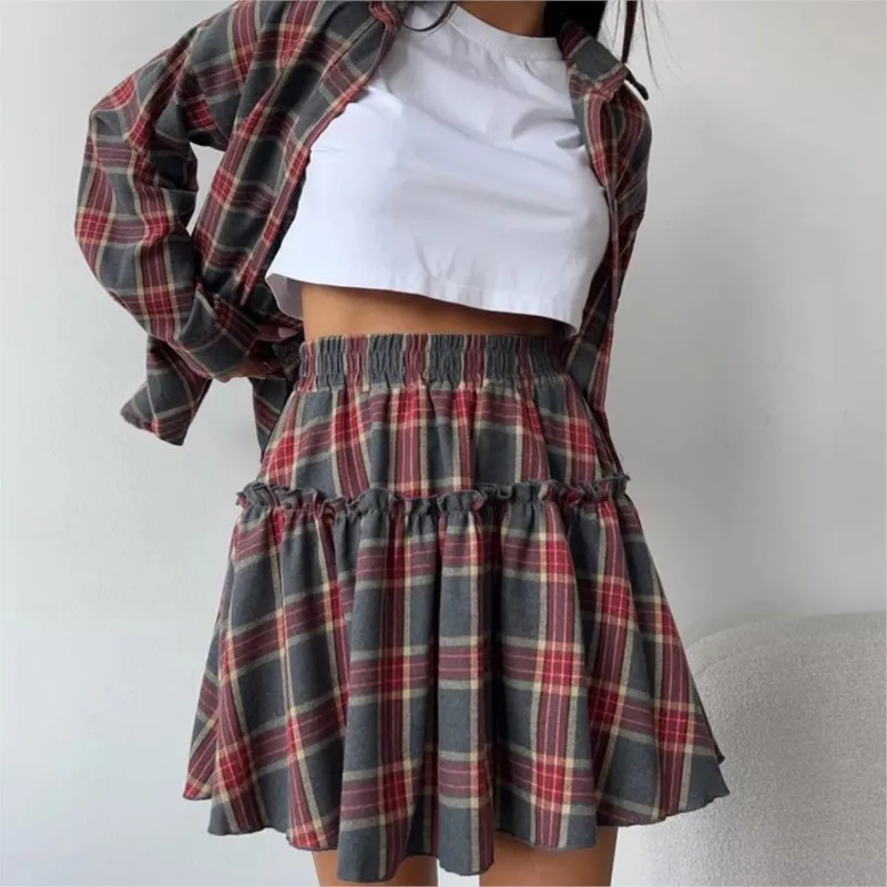 ファッションチェック柄シャツスカートツーピースセット女性ルーズ衣装エレガントな長袖ブラウスとハイウエストミニスカートセット女性のスーツ