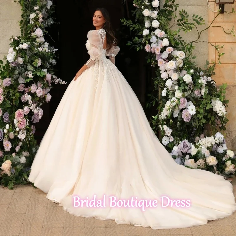 Vestidos de novia de encaje exquisitos personalizados, mangas casquillo, abrigo, apliques, vestidos de novia de novia con forma de corazón, longitud hasta el suelo de princesa sin espalda