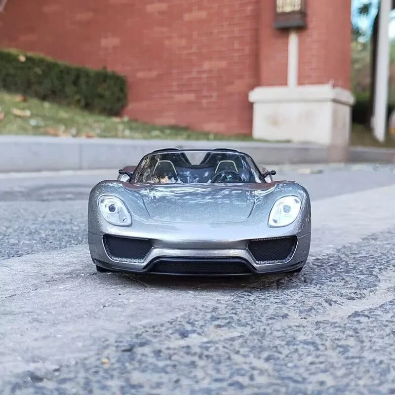 1:18 Porsche 918 Spyder Alloy Sports Car Model Diecast Metal Track Racing Car Model High Simulation Collection Children Toy Gift