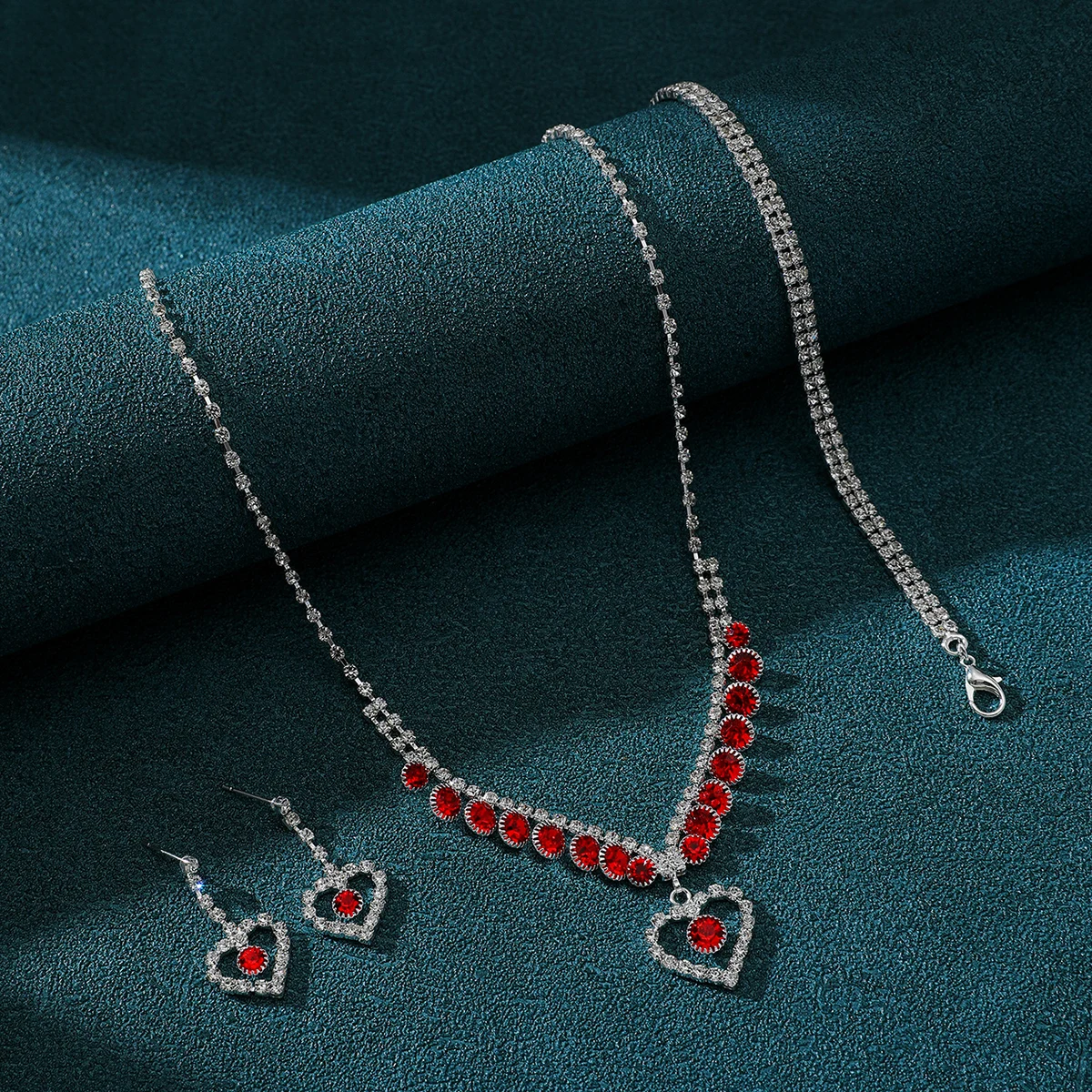 Set di gioielli da sposa: collana, orecchini, bracciale elegante e minimalista con strass e zirconi per matrimoni, banchetti e feste