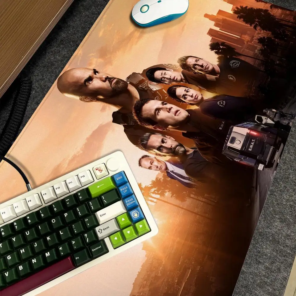 

TV Show S-S.W.A.T Mouse Pad Xxl Computer Large Size Non-slip Gamer Keyboard 90x40cm Art Design HD Deskmat