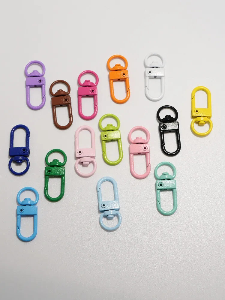 Keychain, bean splicing hook, electroplated colored metal door buckle, spring hook buckle accessories, paint hanging buckle U