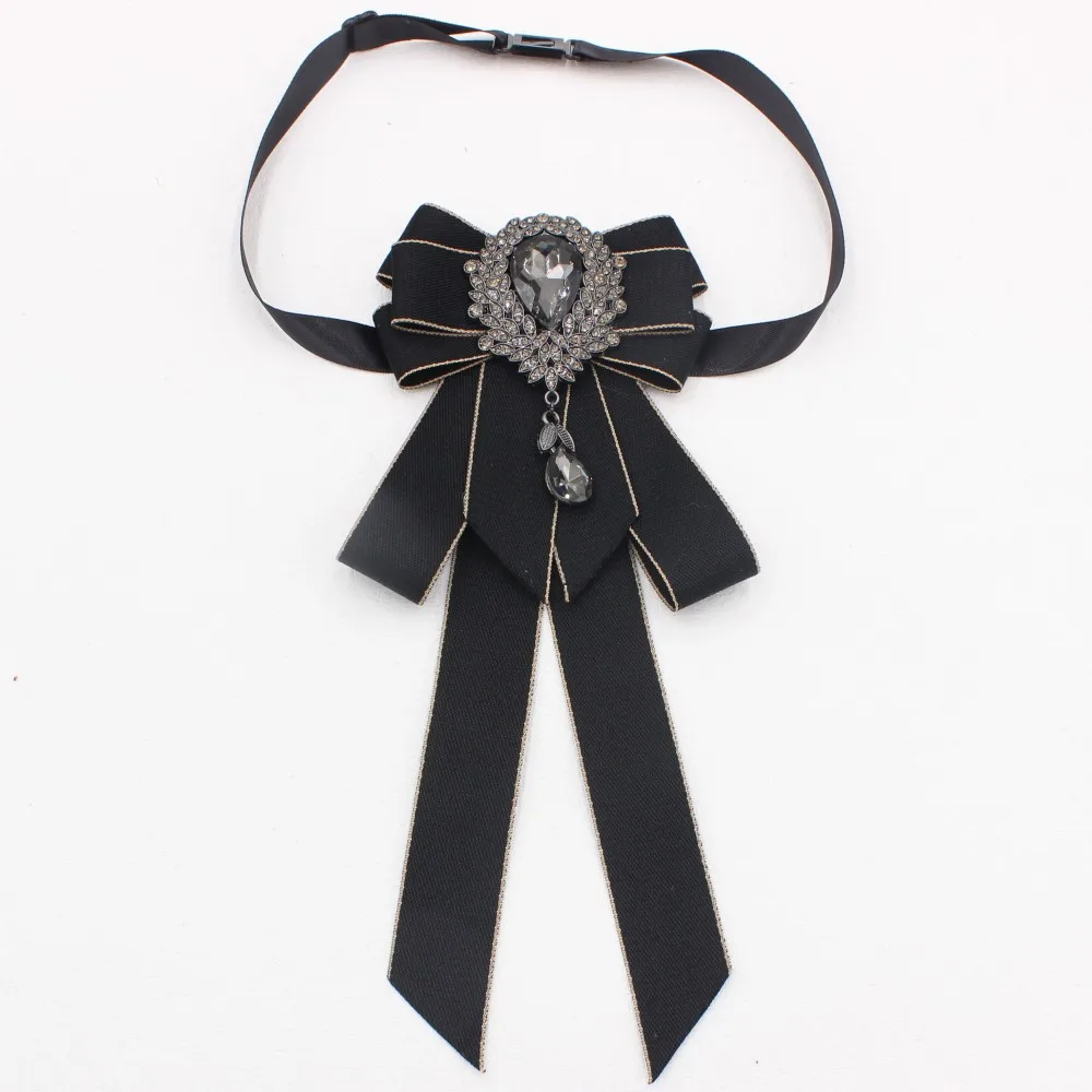 Papillon con spilla a nastro nero di lusso per donna Accessorio decorativo per collo in stile gotico con pendente in cristallo TS289