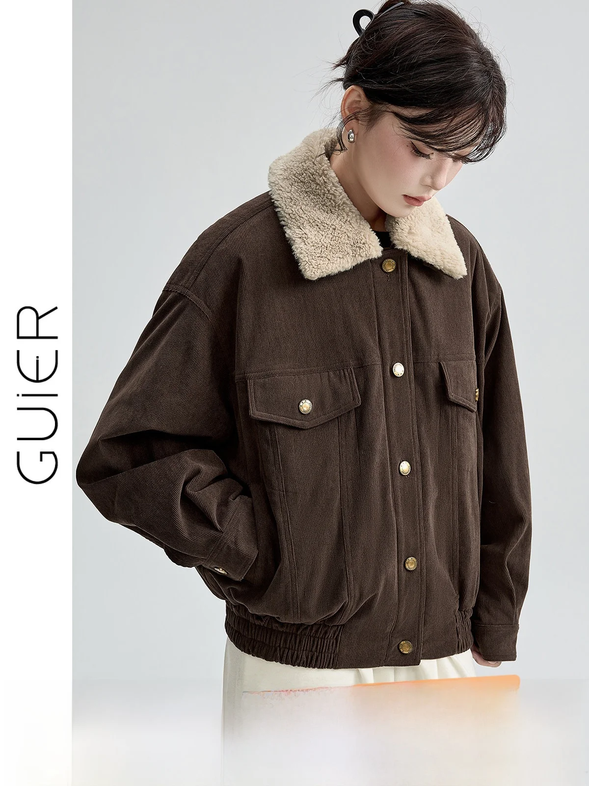 

Guier Ретро вельветовое женское зимнее пальто больших размеров для похудения на подкладке Fce, универсальное модное длинное пальто на пуговицах све